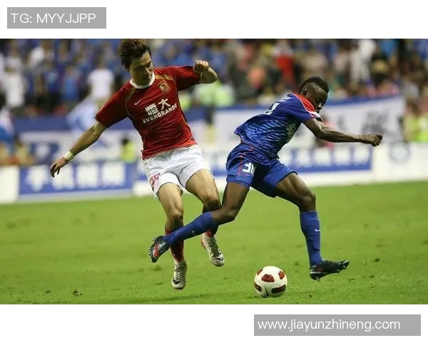 深圳篮球队的节奏揭秘：从战术到激情的全景探讨